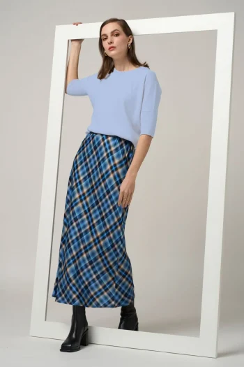 MADLY SWEETLY Tops|Winter Style-EVERYWEAR TEE