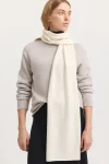 fine-wool-scarf-asMkMdrS-0.webp