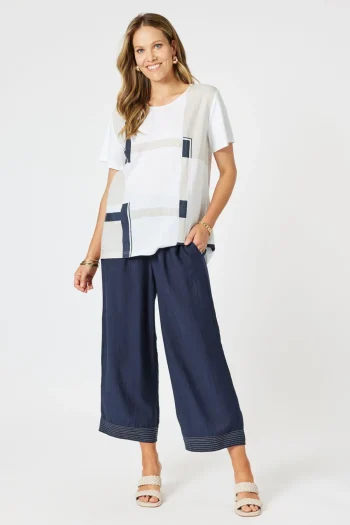 CLARITY Tops-GEOMETRIC TOP WHITE-NAVY