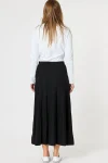 kate-long-line-skirt-QKHkoiJf-0.webp
