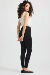 merino-leggings-hEIGSOrt-0.webp