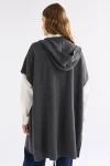 neuwt-hooded-poncho-foVbYAyj-0.webp