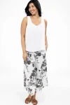 printed-pant-rPzVnIkl-0.webp