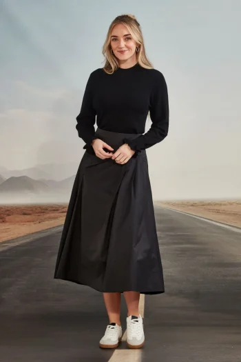 VERGE Skirts|Winter Style-STROLL SKIRT BLACK